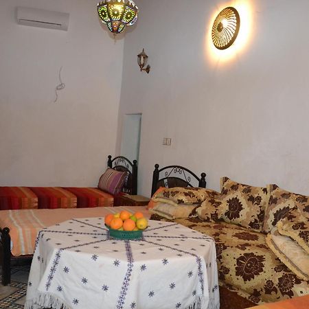 Riad Asmae Moustakim Фес Екстер'єр фото