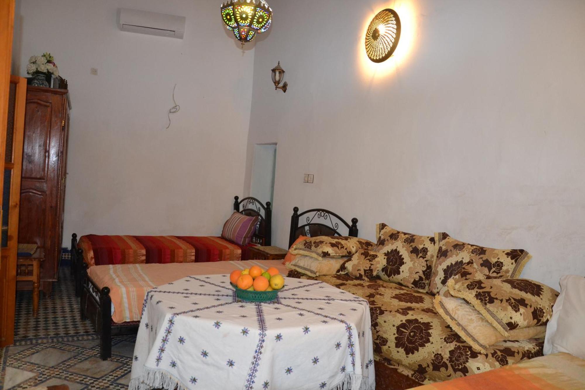 Riad Asmae Moustakim Фес Екстер'єр фото